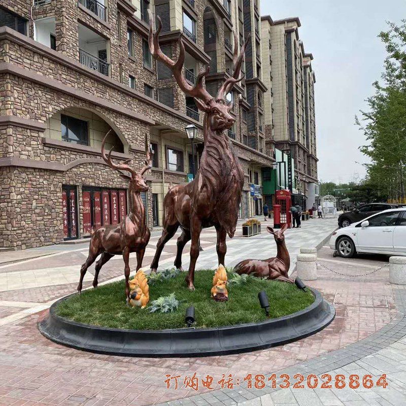小区门口铜雕鹿