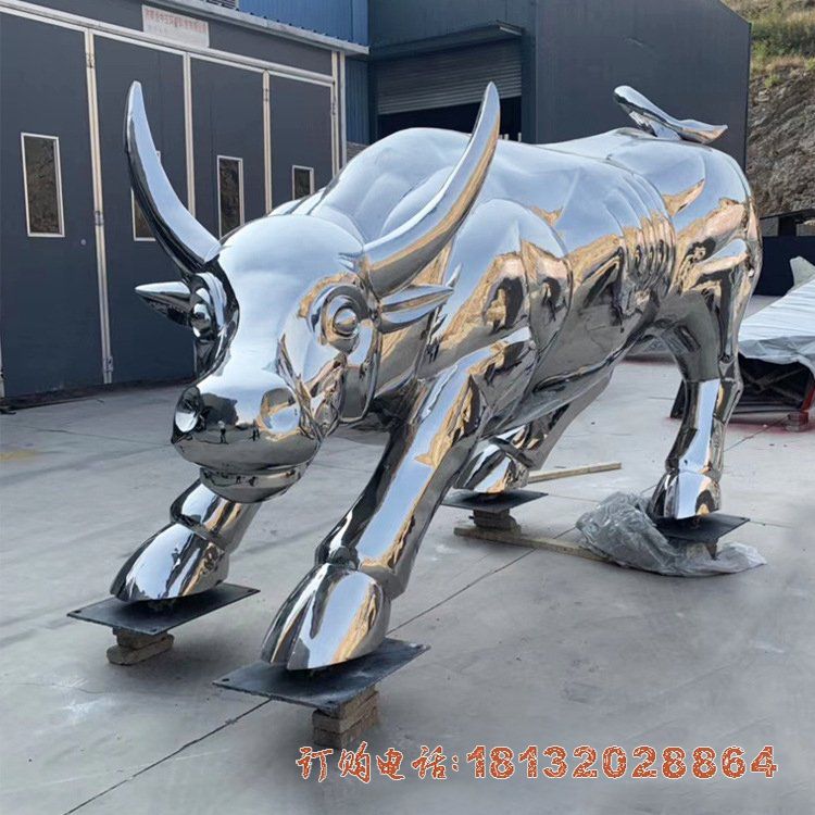 不锈钢镜面华尔街牛雕塑