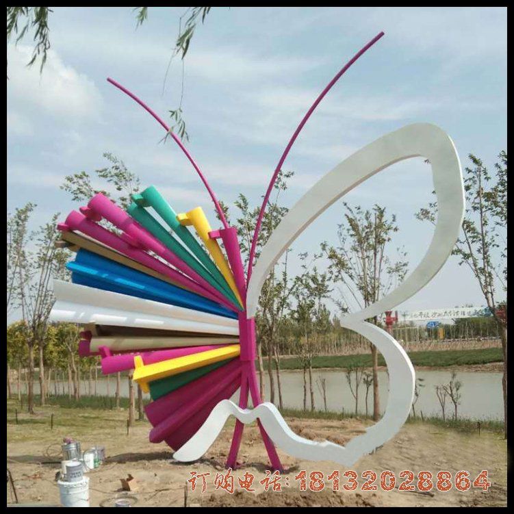 不锈钢喷漆抽象彩色蝴蝶雕塑