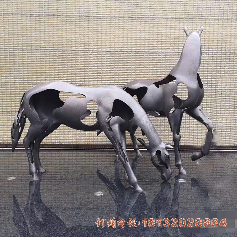公园不锈钢抽象破洞马雕塑