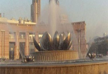 城市不锈钢水景莲花喷泉雕塑