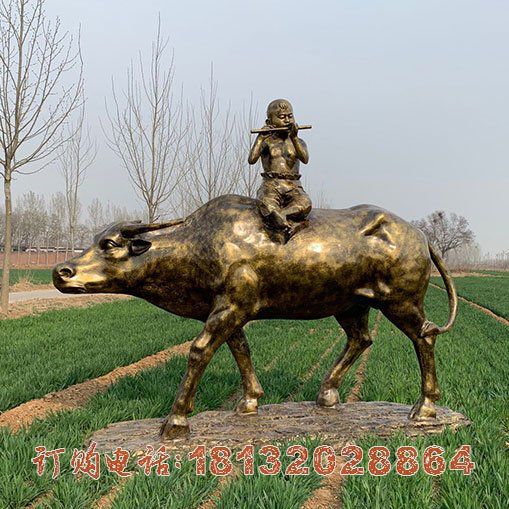 吹笛子的牧童雕塑