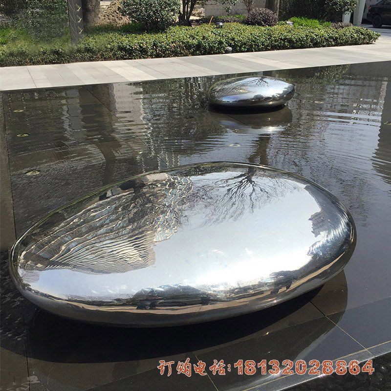 公园镜面不锈钢鹅卵石雕塑 (3)