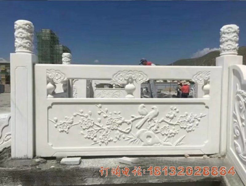 汉白玉喜鹊登梅石浮雕栏板雕塑