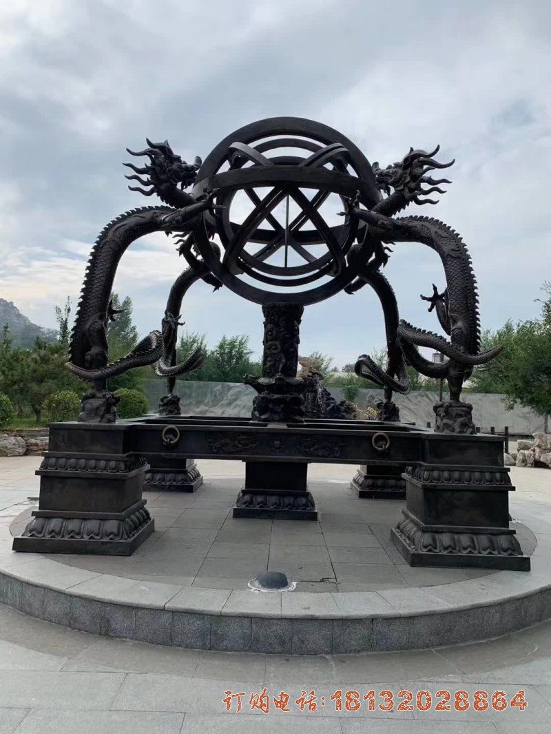 古代浑天仪铜雕