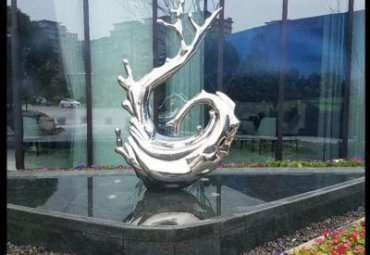 湖南某企业不锈钢水花雕塑案例