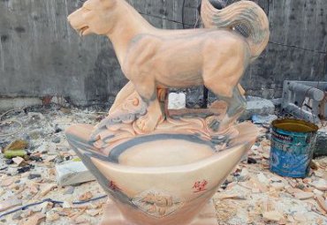 山西某公园石雕狗雕塑项目