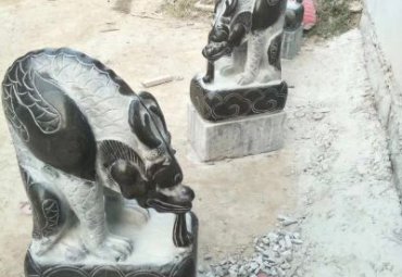 山东某景区仿古吸水兽石雕项目