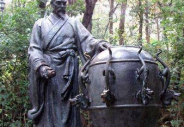 安徽某校园古代名人张衡铜雕案例