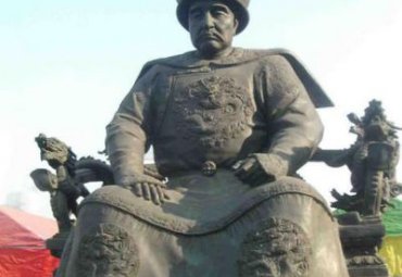 辽宁某景区古代名人努尔哈赤铜雕项目