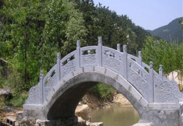 吉林某公园汉白玉景观拱桥雕塑工程